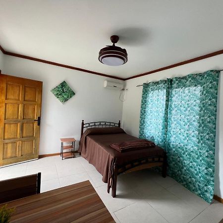 Pasifika Guesthouse Nadi Kültér fotó