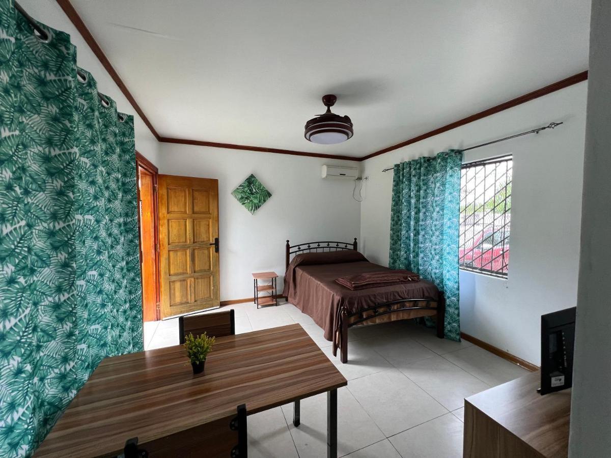 Pasifika Guesthouse Nadi Kültér fotó