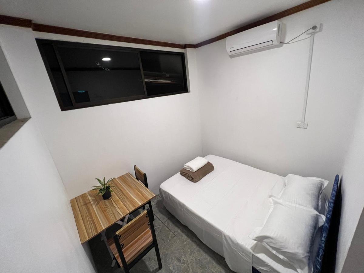 Pasifika Guesthouse Nadi Kültér fotó